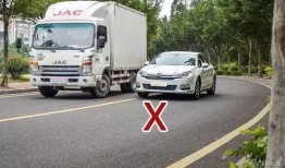 青岛大货车爆料最新消息,事故频发，交通整治行动紧急启动